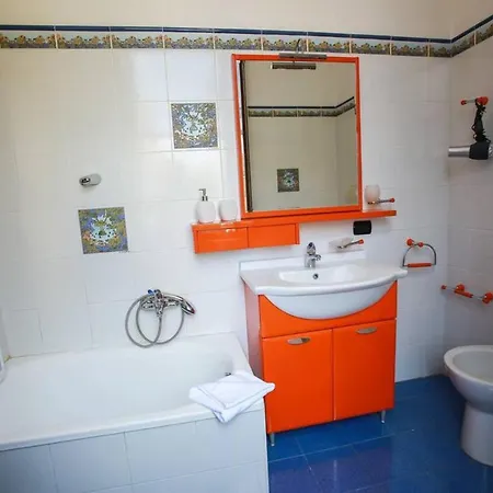 A Casa Nostra Couette-café 2*