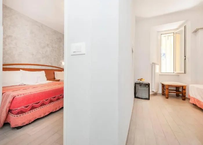 A Casa Nostra רומא